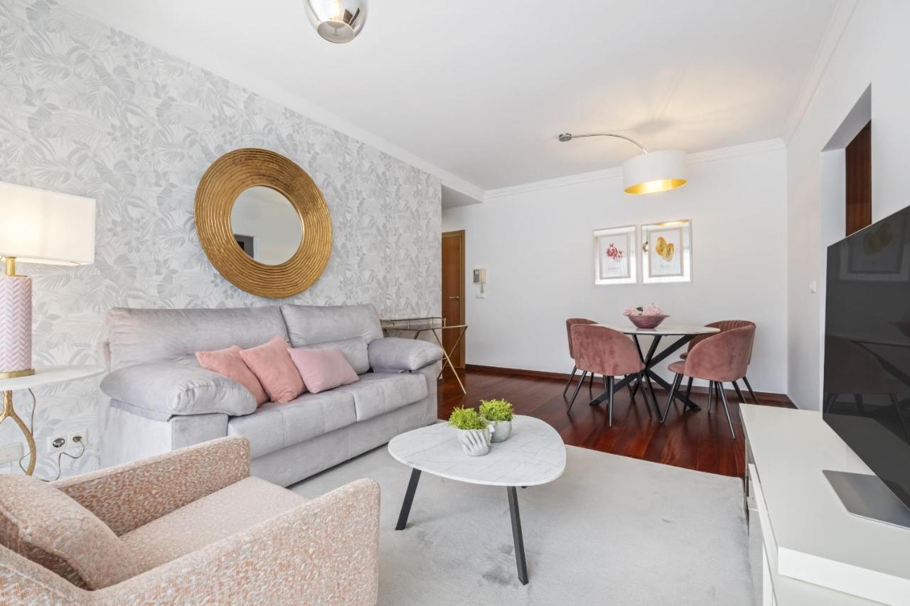 Fifth Apartment By Madeira Sun Travel ฟุงชาล ภายนอก รูปภาพ